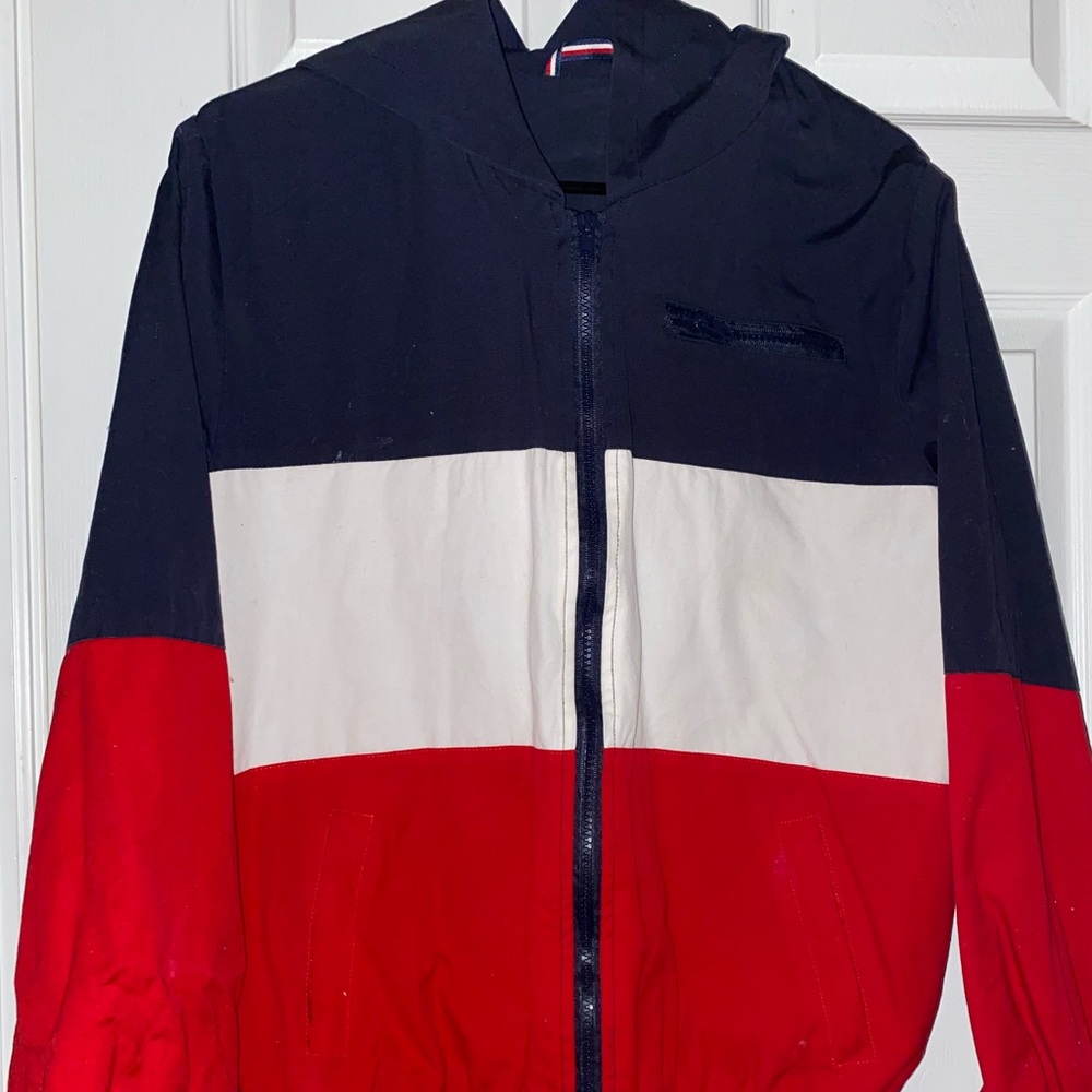 NWOT brandy Melville zip up